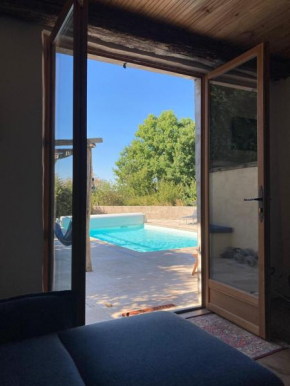 Rustic cottage with stunning swimming pool Saint-Front